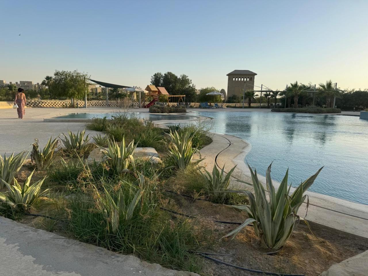 A Sea View Spacious Cheering 5 Bedroom Villa Ain Sokhna "Ain Bay" فيلا كاملة للإيجار قرية العين باي Айн Сохна Екстериор снимка