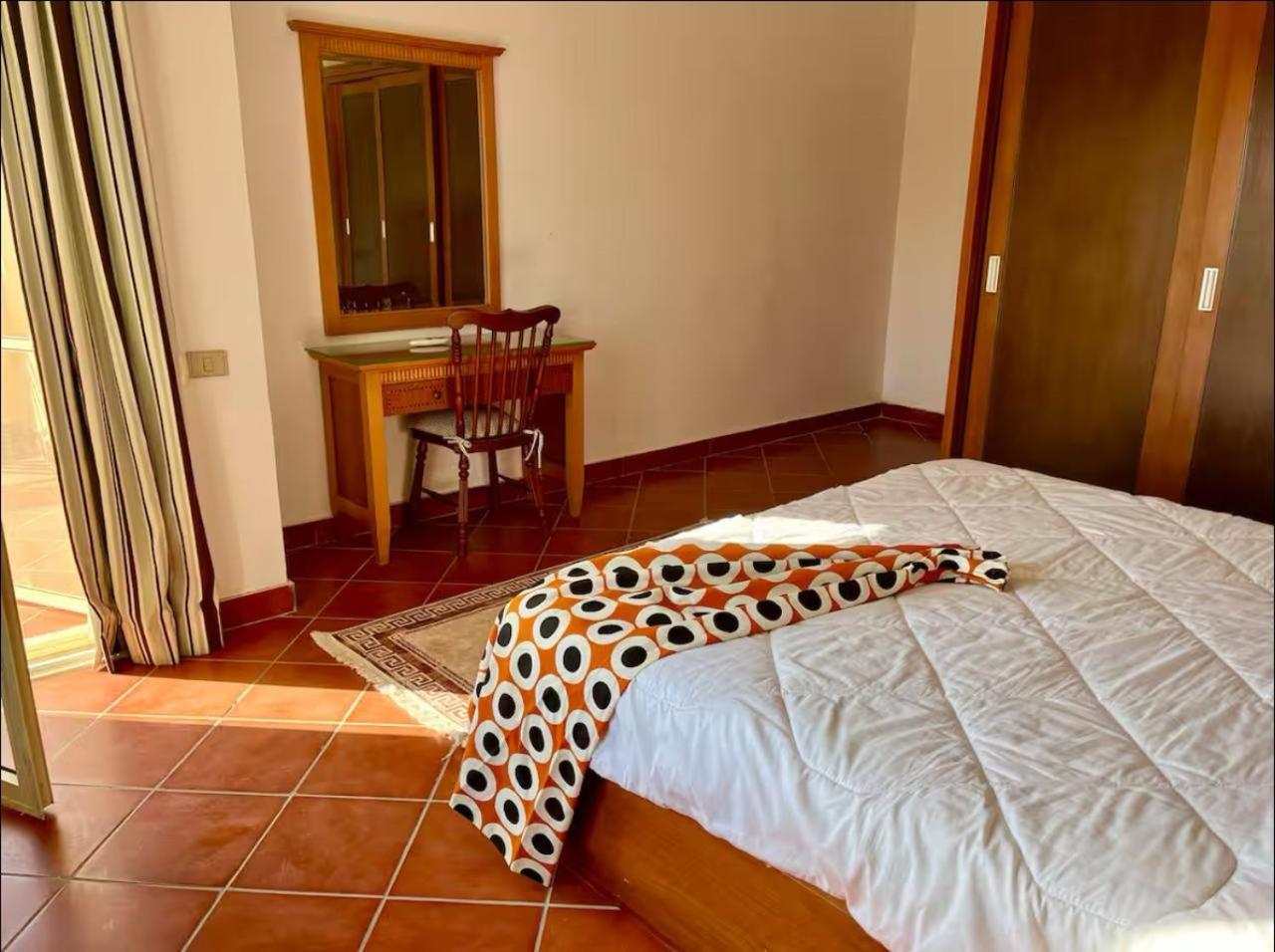 A Sea View Spacious Cheering 5 Bedroom Villa Ain Sokhna "Ain Bay" فيلا كاملة للإيجار قرية العين باي Айн Сохна Екстериор снимка