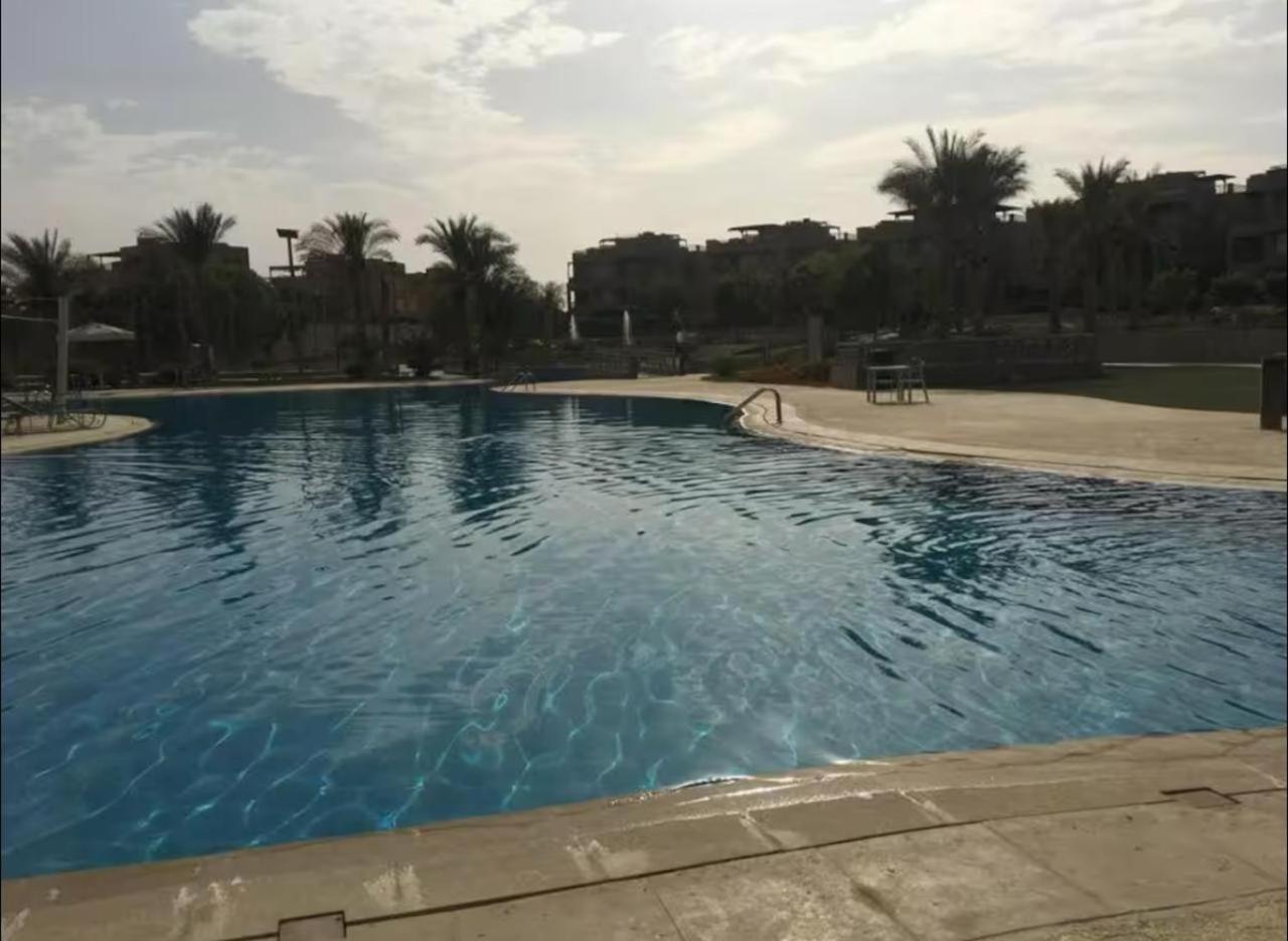 A Sea View Spacious Cheering 5 Bedroom Villa Ain Sokhna "Ain Bay" فيلا كاملة للإيجار قرية العين باي Айн Сохна Екстериор снимка