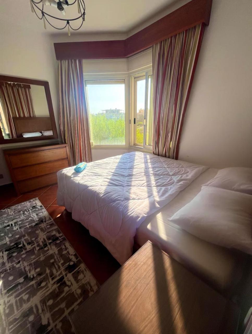 A Sea View Spacious Cheering 5 Bedroom Villa Ain Sokhna "Ain Bay" فيلا كاملة للإيجار قرية العين باي Айн Сохна Екстериор снимка